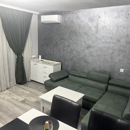 велкови Apartamento Carevo